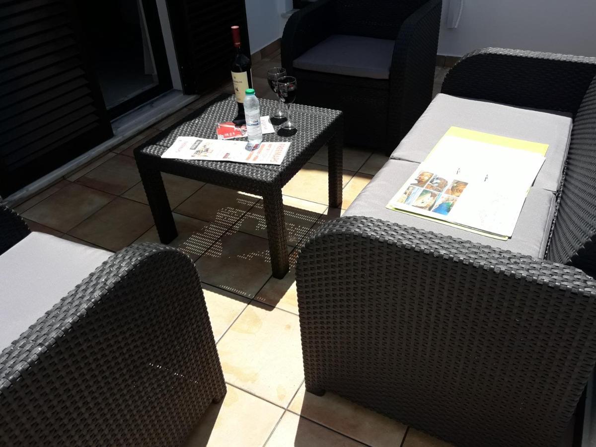 Familia Brito Hotel Porches  Ngoại thất bức ảnh