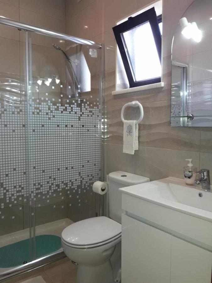 Familia Brito Hotel Porches  Ngoại thất bức ảnh