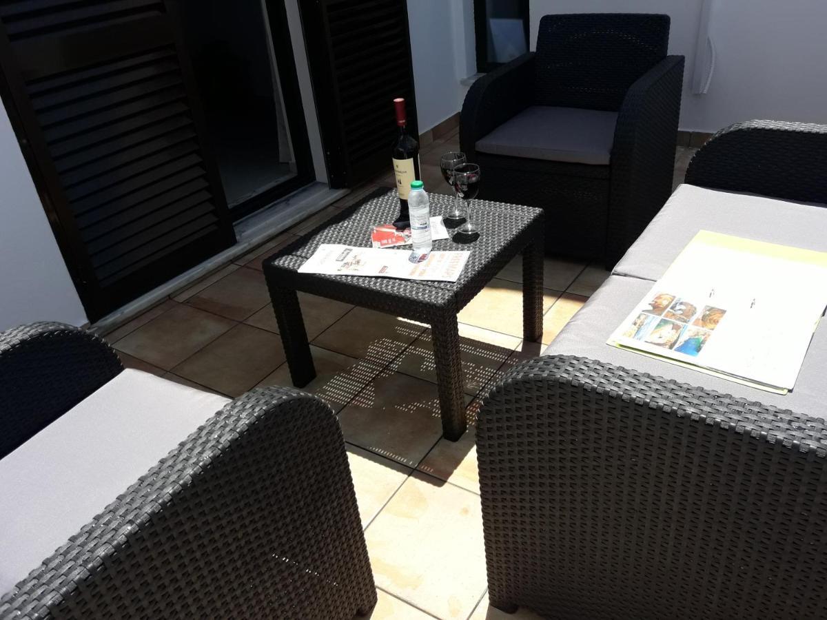 Familia Brito Hotel Porches  Ngoại thất bức ảnh