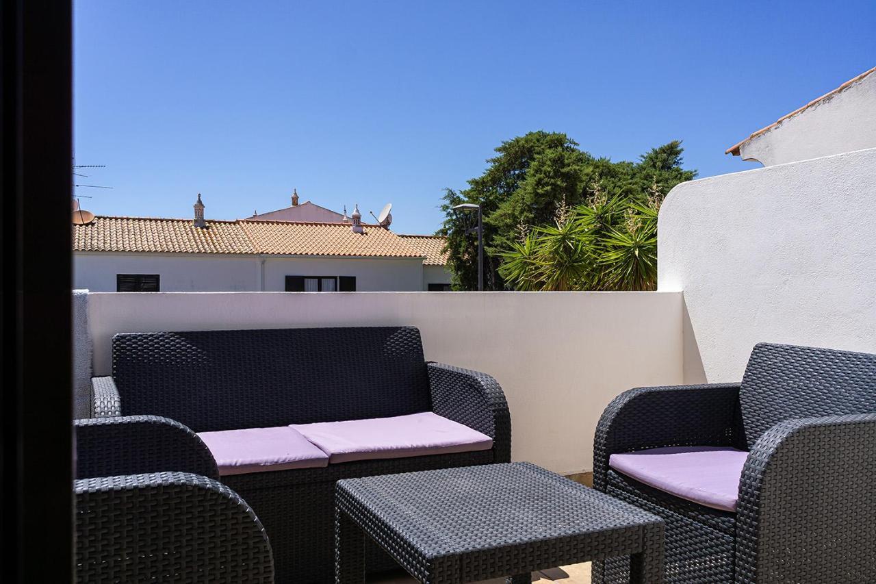 Familia Brito Hotel Porches  Ngoại thất bức ảnh