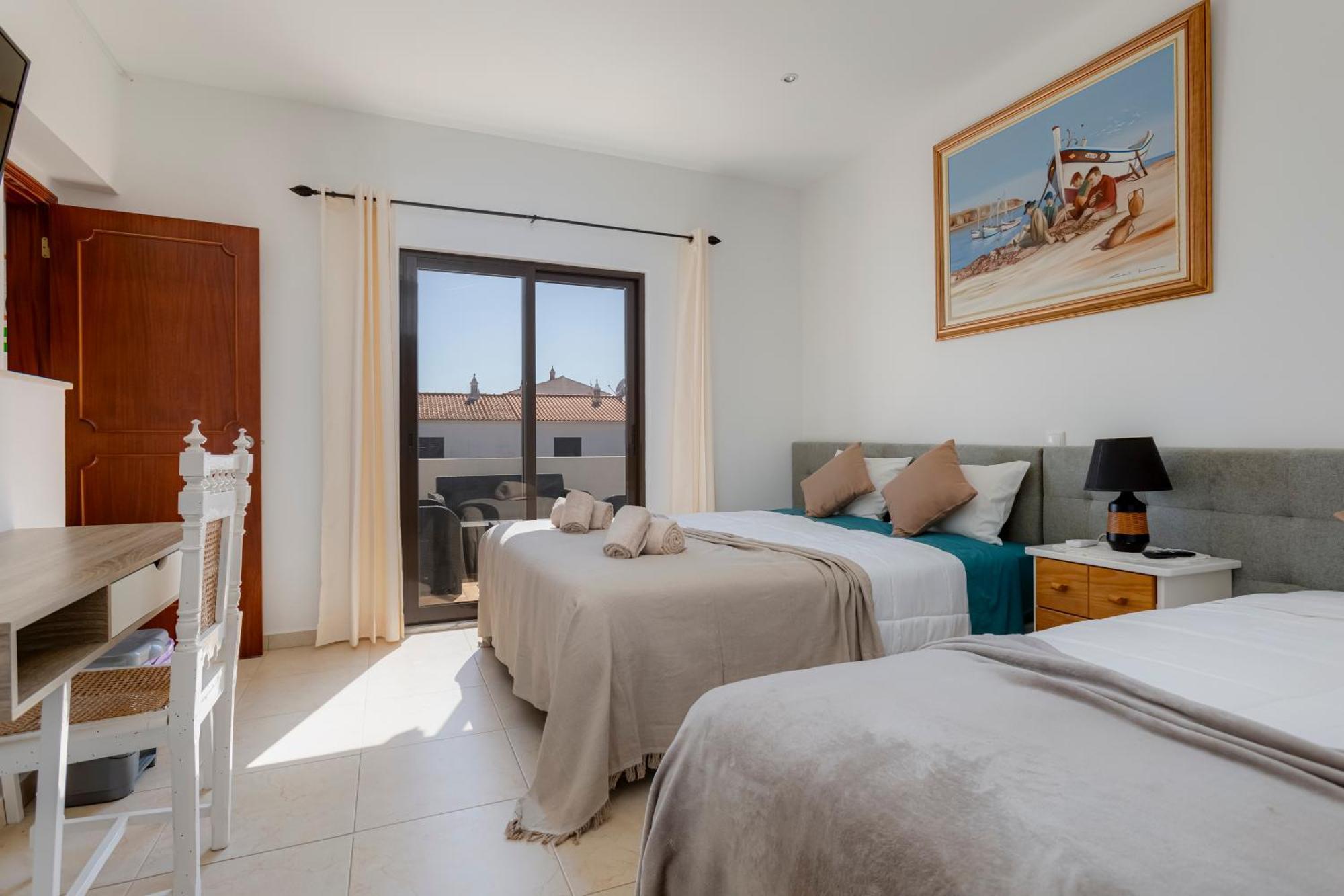Familia Brito Hotel Porches  Ngoại thất bức ảnh